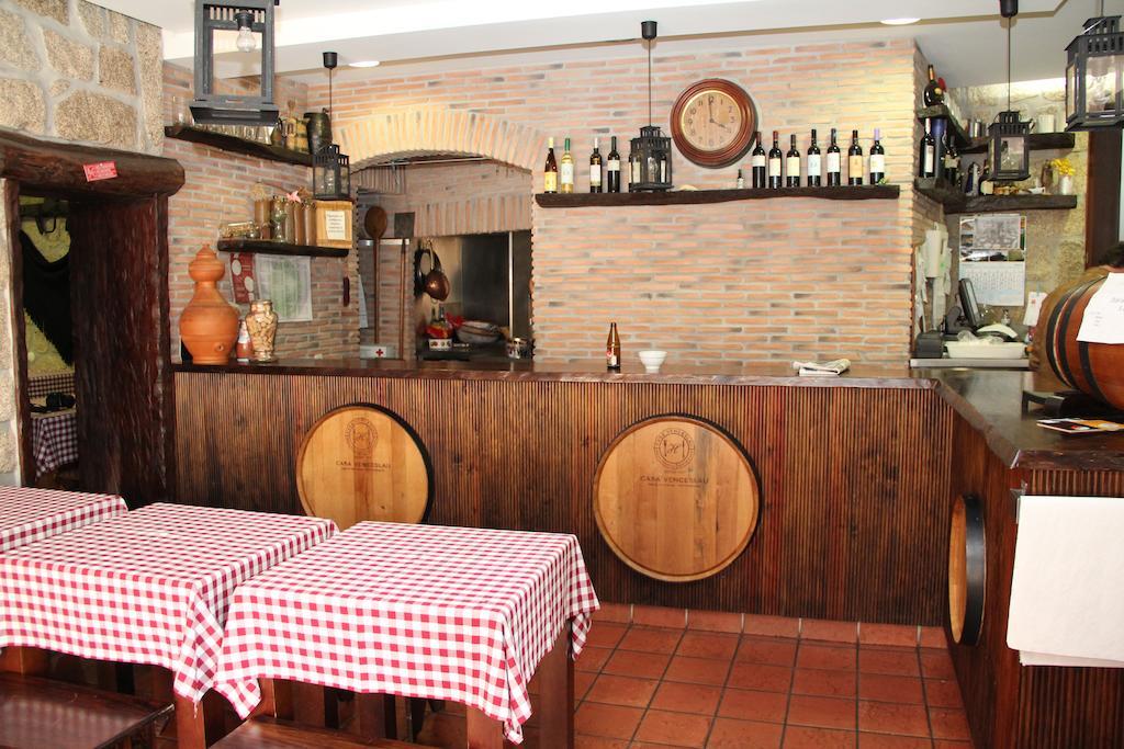 Venceslau Wine Boutique Hostel Vila do Conde Exteriör bild